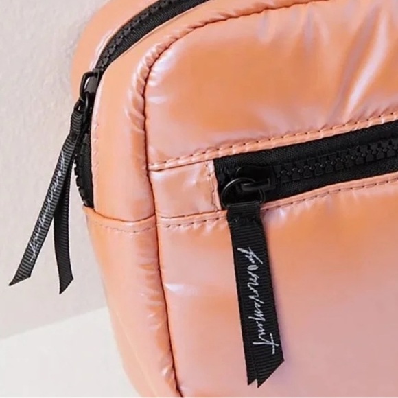 NWT FP Movement by Free People Iridescent Belt Bag Desert Rose Limited Edition - Picture 2 of 11